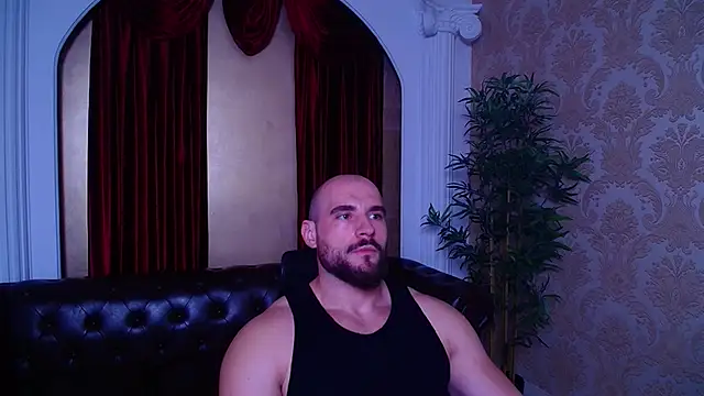 AdamJamesonn online show from September 10, 5:06 am