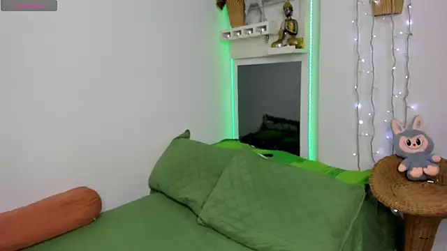 jeremy salvatore online show from December 18, 1:23 am