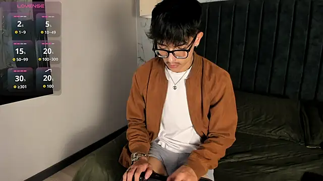 tim  fox online show from November 19, 12:27 pm