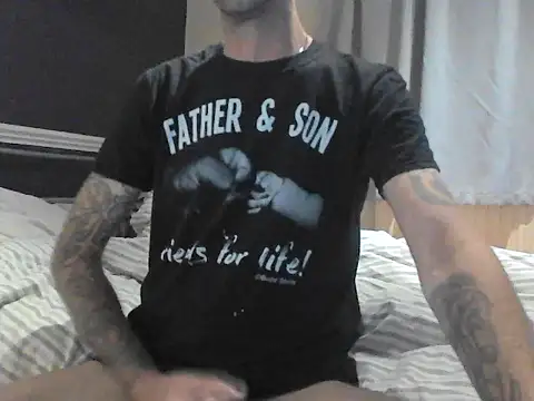 allnaked00 online show from September 16, 8:53 pm