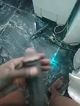 mario0212 online show from October 15, 6:04 pm