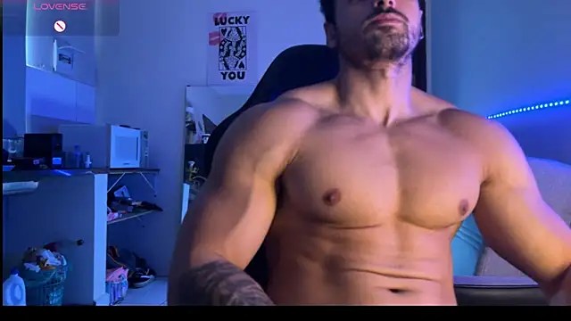 Lucasfit24 online show from March 1, 3:01 pm