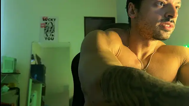 Lucasfit24 online show from March 25, 2:54 pm