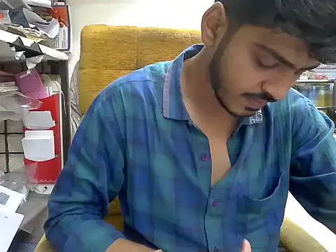 Snapshot of cute_modell chatting on September 19, 12:49 pm cute modell online show from September 19, 12:49 pm