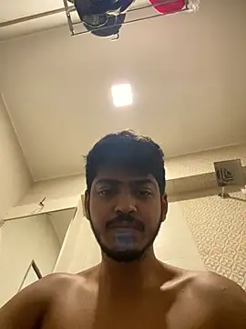 Snapshot of cute_modell chatting on January 31, 4:36 am cute modell online show from January 31, 4:36 am