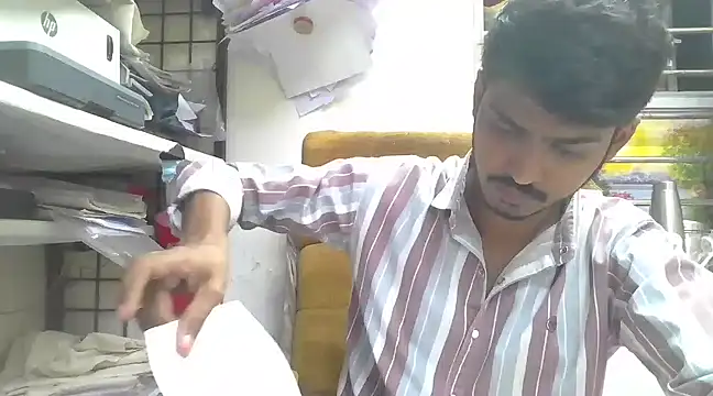 Snapshot of cute_modell chatting on January 21, 12:24 pm cute modell online show from January 21, 12:24 pm