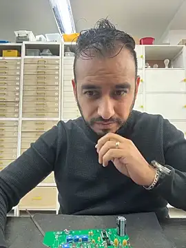 leonardohot1987 online show from December 4, 7:21 pm