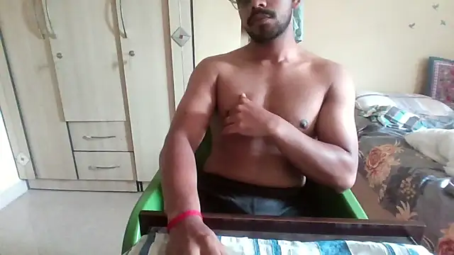 venom26 online show from March 2, 6:58 am