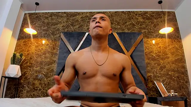 bruno cavalli online show from February 22, 5:42 pm