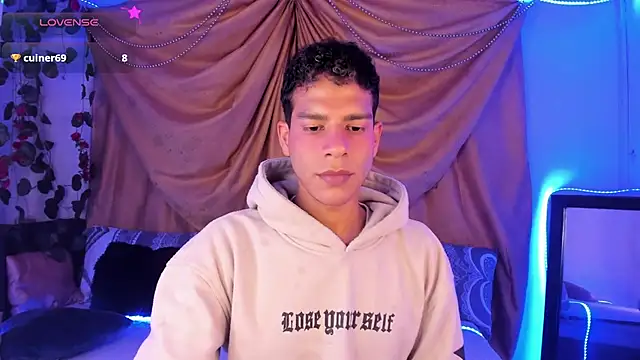 Ethan Boyy online show from November 11, 10:37 pm