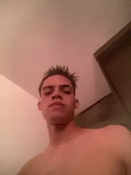 Latinos 2001 online show from June 16, 7:49 pm