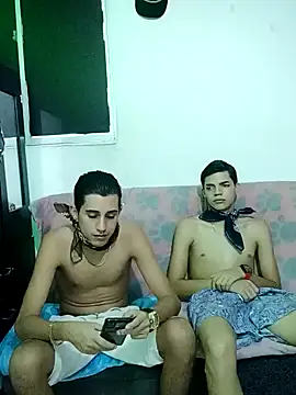 Latinos 2001 online show from January 25, 9:14 pm