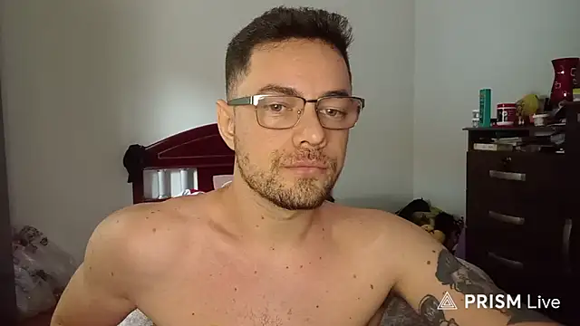 Dyllan   online show from May 22, 1:49 pm