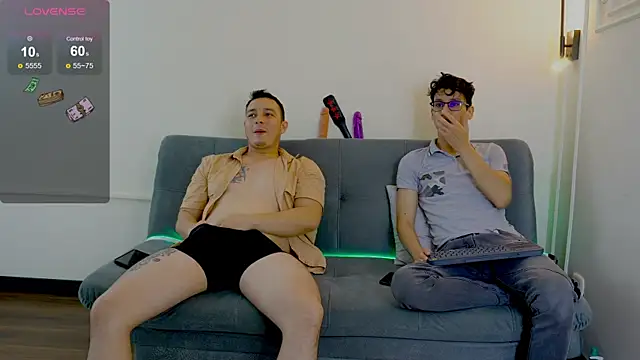 Cum hunters online show from February 1, 2:34 pm