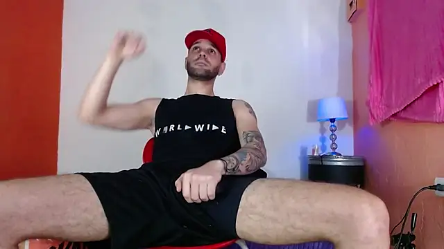 Cristian white online show from February 6, 8:17 pm