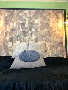 ApoloCruz online show from September 17, 5:30 am