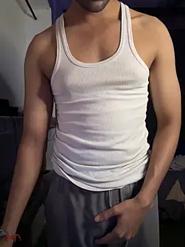 fit boyxx online show from November 8, 7:39 pm