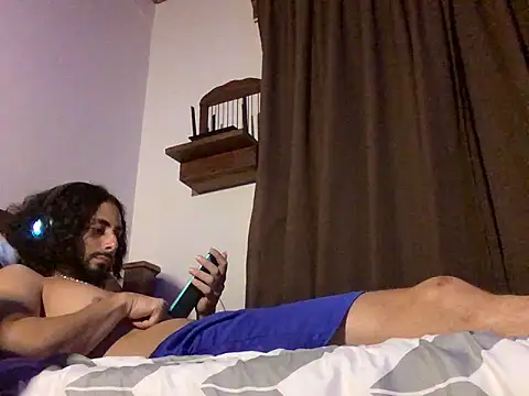 Nooneisthis online show from November 18, 7:56 am