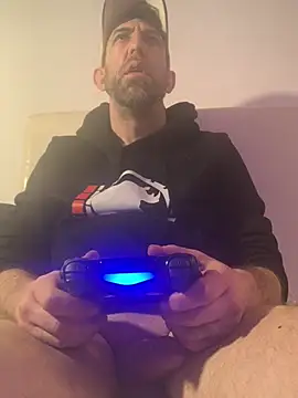 Pilote19 online show from April 15, 5:35 pm