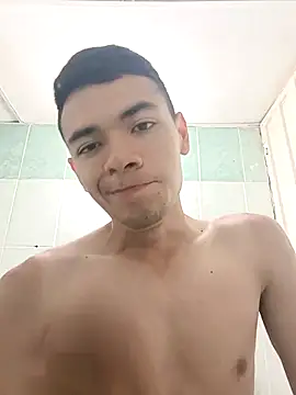 andresiito203 online show from March 13, 5:22 am