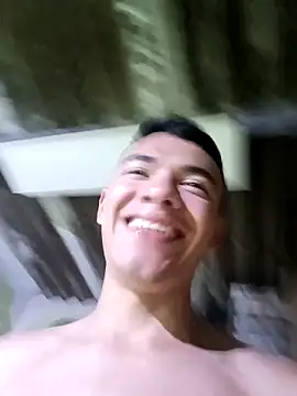 andresiito203 online show from March 3, 5:29 am