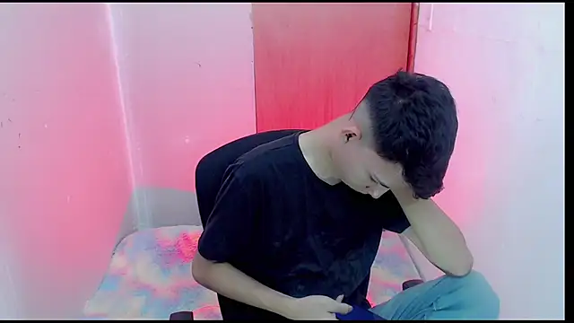 Alexxx lov online show from February 4, 12:33 pm