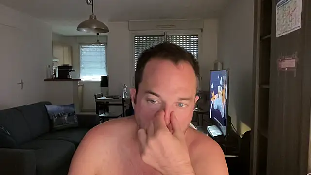 Funnyjul31 online show from September 11, 4:39 pm