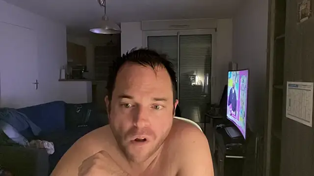 Funnyjul31 online show from January 9, 7:41 pm