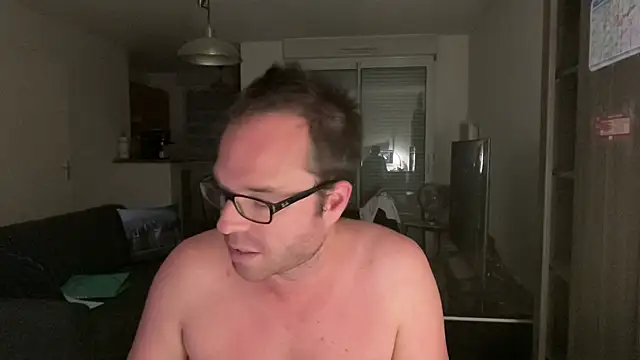 Funnyjul31 online show from October 7, 9:08 pm