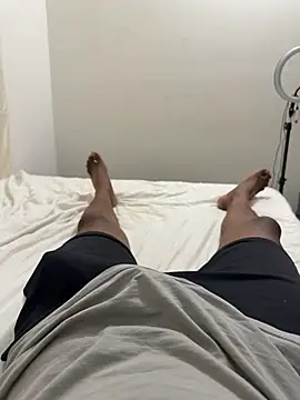 jhonnes  online show from February 25, 4:14 am