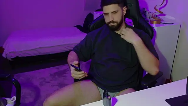 lucas kazimm online show from February 3, 5:24 pm