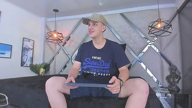 Thomas May4rs online show from February 24, 7:33 am