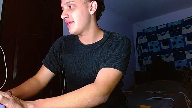 Thomas May4rs online show from November 18, 8:51 am