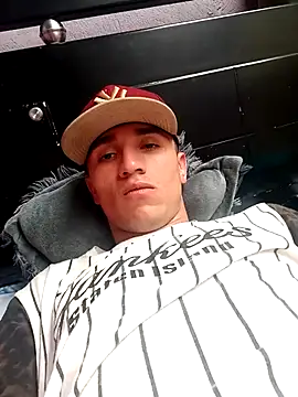 Paranguaricutarimicuaro23 online show from October 17, 5:39 pm