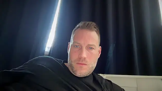 Christian87xxx online show from March 9, 10:30 am