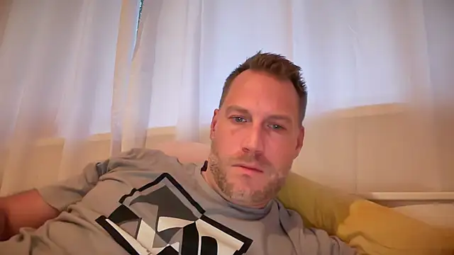 Christian87xxx online show from September 18, 5:15 pm