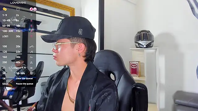 marcuscollins1  online show from November 14, 3:35 pm