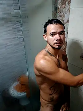 Niick01  online show from October 30, 9:05 pm