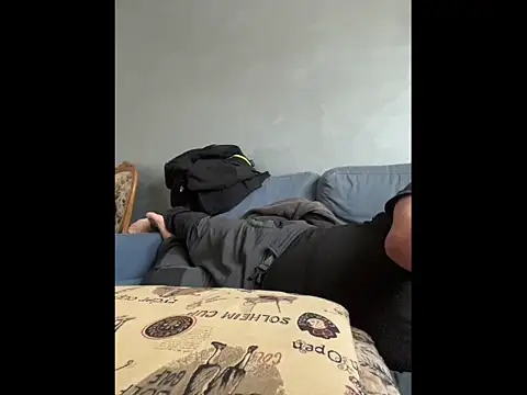 fuocovivo4 online show from January 6, 2:21 pm