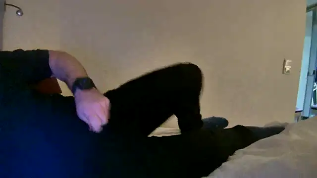 fuocovivo4 online show from February 26, 8:31 pm