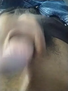 Snapshot of Singleboylucknow chatting on October 18, 3:33 am Singleboylucknow online show from October 18, 3:33 am