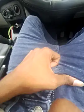 Snapshot of Singleboylucknow chatting on October 29, 7:33 am Singleboylucknow online show from October 29, 7:33 am