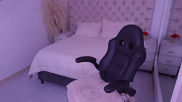 JhoanLeandro online show from April 12, 7:54 am