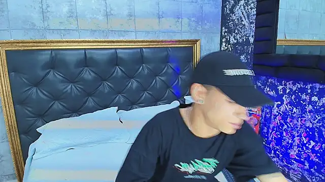 JhoanLeandro online show from February 17, 4:20 am