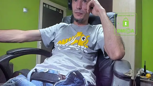 BigCumShoot online show from November 20, 5:40 am