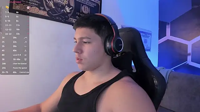 JamesCr  online show from September 25, 3:16 am