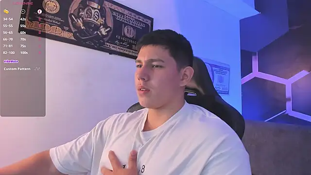 JamesCr  online show from September 23, 2:55 am