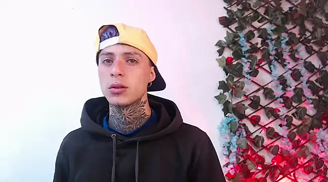 7 Saturno 7 online show from February 11, 12:16 pm