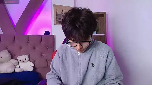 PepperTwink online show from March 24, 4:12 pm