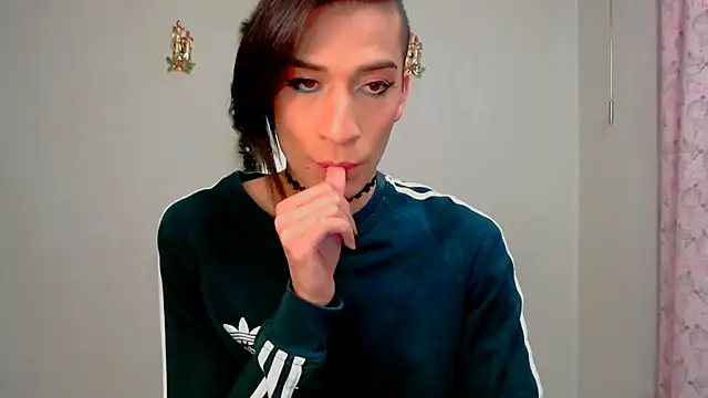 NovaNyx11 online show from December 19, 11:34 pm